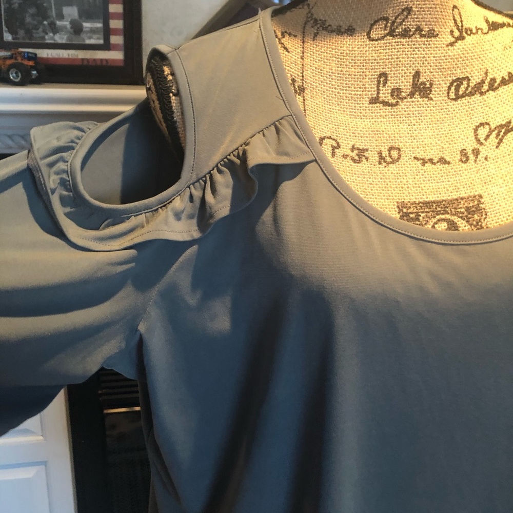 Cold Shoulder Tunic - image 3